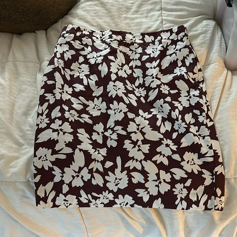 Loft pencil skirt.